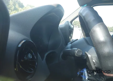 2021 Mercedes-Benz Sprinter 2500 High Roof I4 z USA, uszkodzony, nr VIN W1W40CHY3MT052308